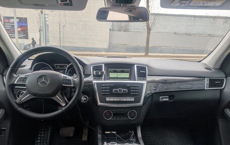 Mercedes-Benz M-Класс, 2014 год, 3 090 000 рублей, 5 фотография