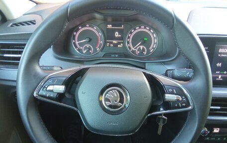 Skoda Rapid II, 2021 год, 1 700 000 рублей, 9 фотография