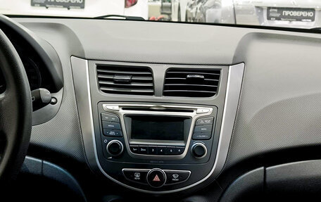 Hyundai Solaris II рестайлинг, 2016 год, 899 000 рублей, 18 фотография