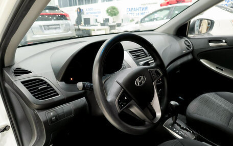 Hyundai Solaris II рестайлинг, 2016 год, 899 000 рублей, 20 фотография