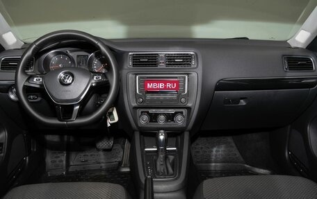 Volkswagen Jetta VI, 2016 год, 1 394 000 рублей, 7 фотография