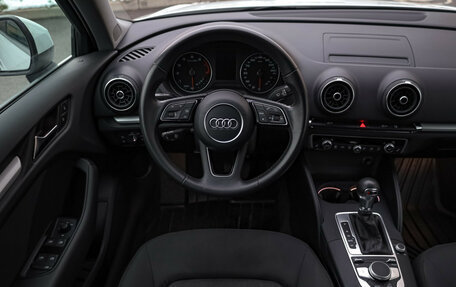 Audi A3, 2017 год, 2 199 000 рублей, 11 фотография