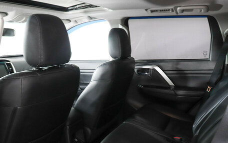 Mitsubishi Montero Sport, 2022 год, 4 997 000 рублей, 14 фотография