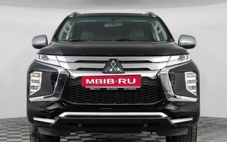 Mitsubishi Montero Sport, 2022 год, 4 997 000 рублей, 2 фотография
