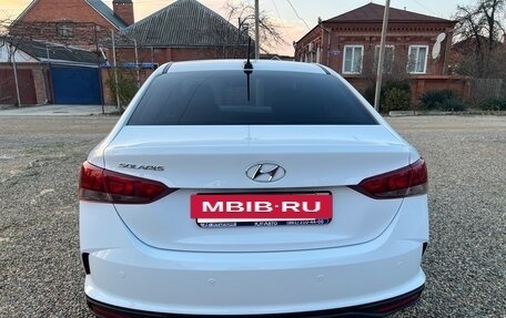 Hyundai Solaris II рестайлинг, 2021 год, 1 680 000 рублей, 3 фотография