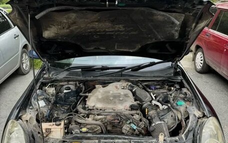 Nissan Skyline, 2001 год, 400 000 рублей, 8 фотография