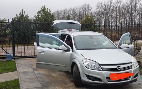 Opel Astra H, 2011 год, 647 000 рублей, 2 фотография