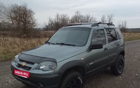 Chevrolet Niva I рестайлинг, 2017 год, 769 000 рублей, 11 фотография