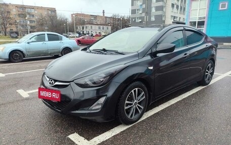 Hyundai Elantra V, 2015 год, 890 000 рублей, 3 фотография