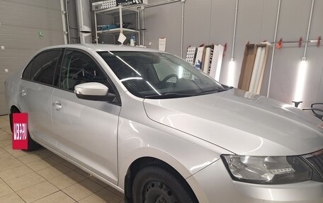 Skoda Rapid I, 2018 год, 1 000 000 рублей, 6 фотография