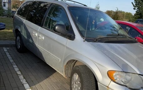 Chrysler Town & Country IV, 2007 год, 402 000 рублей, 5 фотография