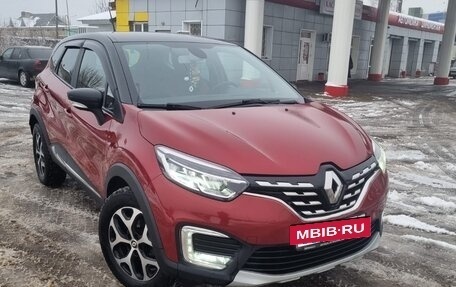 Renault Kaptur I рестайлинг, 2020 год, 1 550 000 рублей, 4 фотография