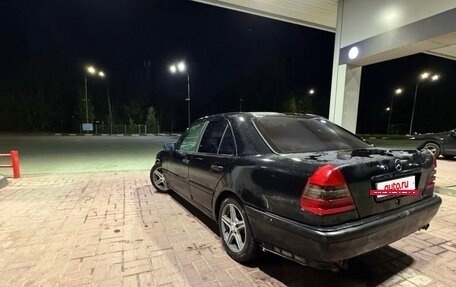 Mercedes-Benz C-Класс, 1996 год, 125 000 рублей, 2 фотография