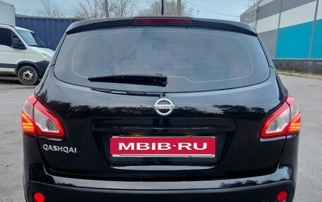 Nissan Qashqai, 2010 год, 900 000 рублей, 9 фотография