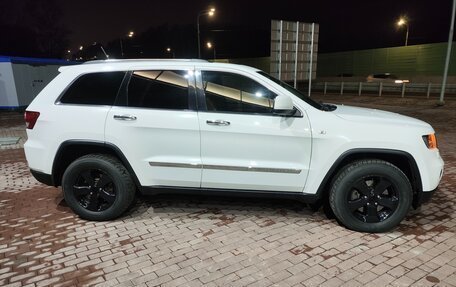 Jeep Grand Cherokee, 2012 год, 1 390 000 рублей, 2 фотография