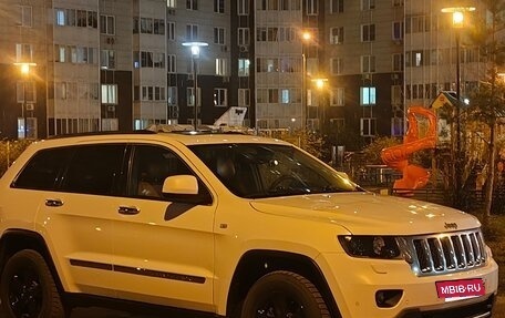 Jeep Grand Cherokee, 2012 год, 1 390 000 рублей, 7 фотография