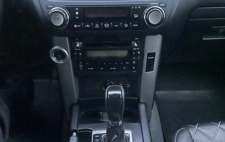 Toyota Land Cruiser Prado 150 рестайлинг 2, 2013 год, 3 150 000 рублей, 4 фотография