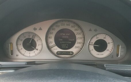 Mercedes-Benz E-Класс, 2002 год, 850 000 рублей, 13 фотография