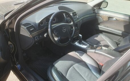 Mercedes-Benz E-Класс, 2002 год, 850 000 рублей, 8 фотография