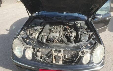 Mercedes-Benz E-Класс, 2002 год, 850 000 рублей, 10 фотография