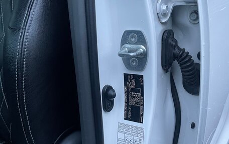 Toyota Land Cruiser Prado 150 рестайлинг 2, 2013 год, 3 150 000 рублей, 10 фотография