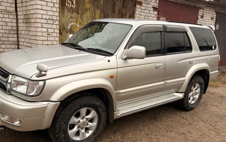 Toyota Hilux Surf III рестайлинг, 2001 год, 1 940 000 рублей, 4 фотография