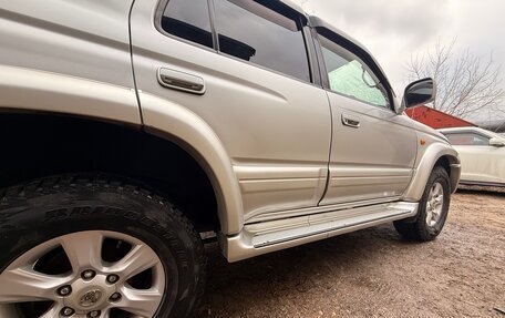 Toyota Hilux Surf III рестайлинг, 2001 год, 1 940 000 рублей, 9 фотография