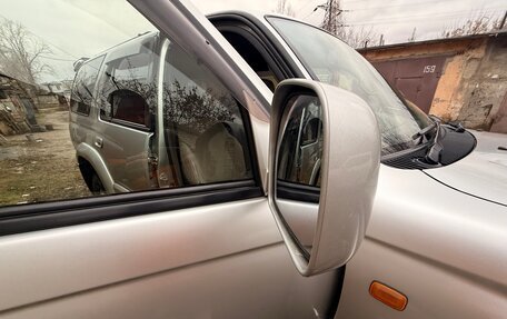 Toyota Hilux Surf III рестайлинг, 2001 год, 1 940 000 рублей, 17 фотография