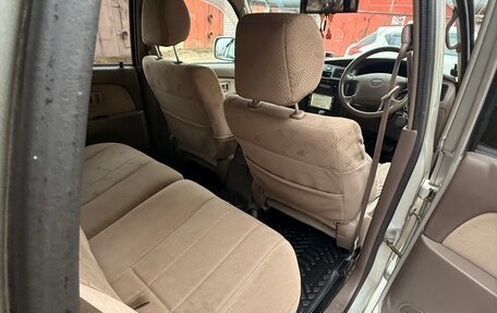 Toyota Hilux Surf III рестайлинг, 2001 год, 1 940 000 рублей, 20 фотография