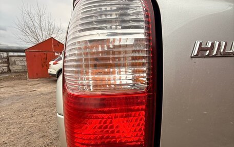 Toyota Hilux Surf III рестайлинг, 2001 год, 1 940 000 рублей, 11 фотография