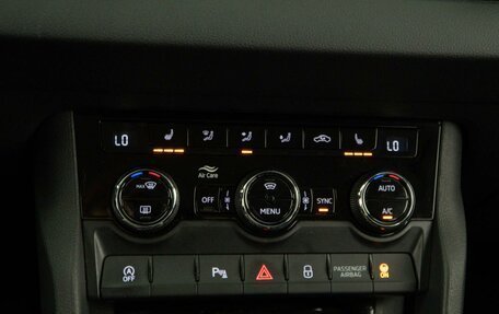 Skoda Karoq I, 2021 год, 2 584 444 рублей, 14 фотография