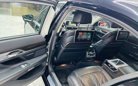 BMW 7 серия, 2017 год, 2 999 000 рублей, 9 фотография