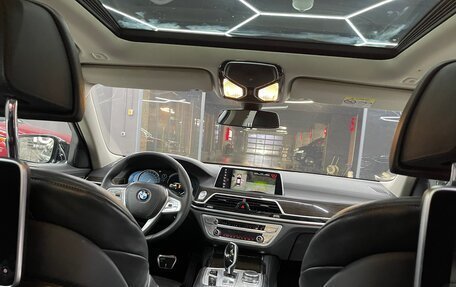 BMW 7 серия, 2017 год, 2 999 000 рублей, 11 фотография