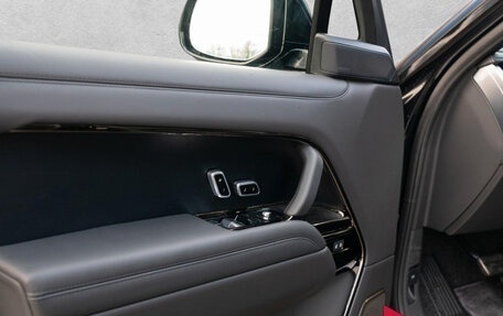 Land Rover Range Rover IV рестайлинг, 2025 год, 26 500 000 рублей, 20 фотография