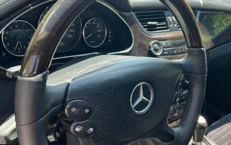 Mercedes-Benz CLS, 2004 год, 1 450 000 рублей, 8 фотография