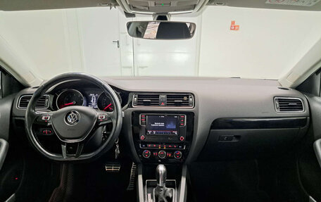 Volkswagen Jetta VI, 2017 год, 1 579 000 рублей, 17 фотография