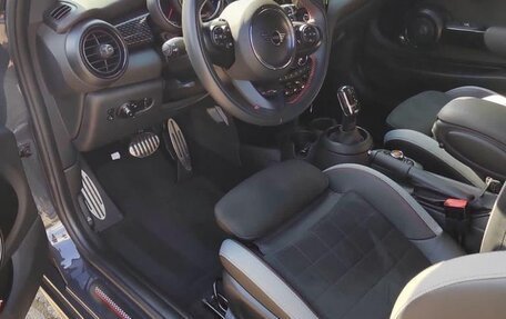 MINI Hatch, 2019 год, 2 800 000 рублей, 4 фотография