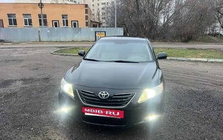 Toyota Camry, 2007 год, 1 100 000 рублей, 8 фотография
