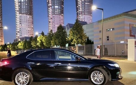 Toyota Camry, 2018 год, 3 000 000 рублей, 4 фотография