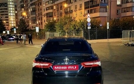 Toyota Camry, 2018 год, 3 000 000 рублей, 6 фотография