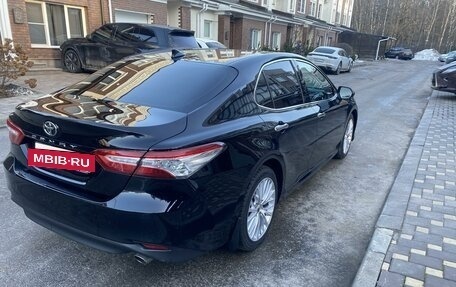 Toyota Camry, 2018 год, 3 000 000 рублей, 14 фотография