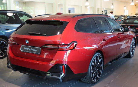 BMW 5 серия, 2025 год, 11 900 000 рублей, 2 фотография