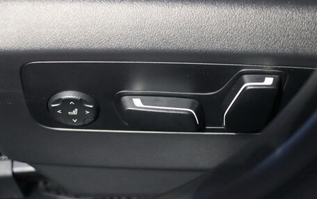 BMW 5 серия, 2025 год, 11 900 000 рублей, 12 фотография