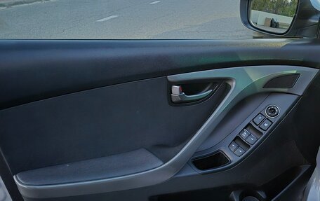 Hyundai Elantra V, 2012 год, 1 100 000 рублей, 14 фотография