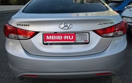 Hyundai Elantra V, 2012 год, 1 100 000 рублей, 8 фотография