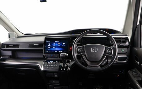 Honda Stepwgn IV, 2019 год, 2 499 050 рублей, 6 фотография