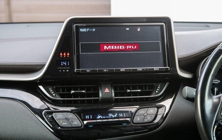 Toyota C-HR I рестайлинг, 2018 год, 1 755 000 рублей, 17 фотография