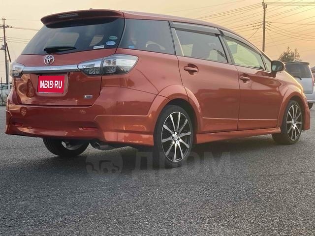 Toyota Wish II рестайлинг, 2017 год, 1 170 000 рублей, 12 фотография