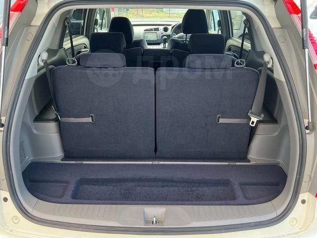 Honda Stream II рестайлинг, 2012 год, 850 000 рублей, 1 фотография