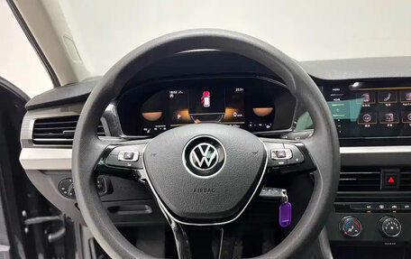 Volkswagen Lavida, 2022 год, 1 650 001 рублей, 14 фотография